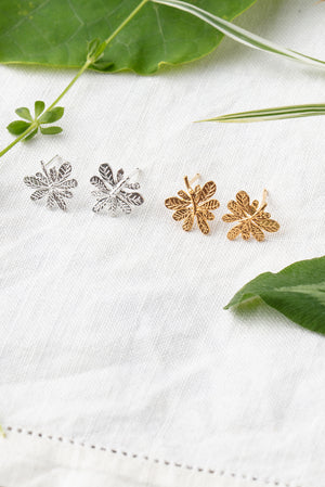 Aralia leaf stud earrings