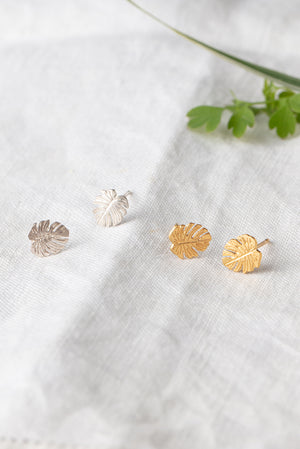 Monstera leaf stud earrings