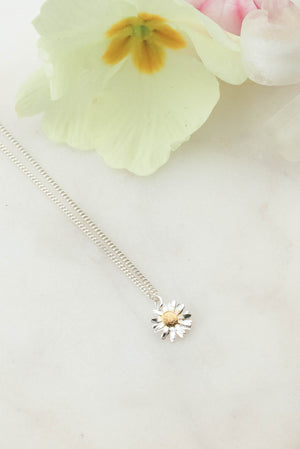 Daisy Necklace in Silver with Gold Plated Detail