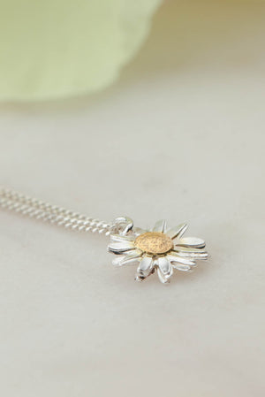 Daisy Necklace in Silver with Gold Plated Detail