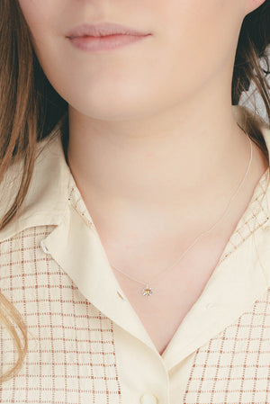 Daisy Necklace in Silver with Gold Plated Detail